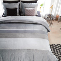 Foto van een Beddinghouse Bodhi Dekbedovertrek - Tweepersoons - 200x200/220 - Zwart ean nummer: 8715769833319