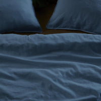 Foto van een At Home by Beddinghouse Easy Dekbedovertrek - Tweepersoons - 200x200/220 - Blauw ean nummer: 8719931206697