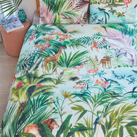 Foto van een Beddinghouse Paradise Lost Dekbedovertrek - Lits-Jumeaux - 240x200/220 - Multi ean nummer: 8719931393120