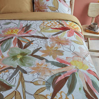 Foto van een Beddinghouse Scarlett Dekbedovertrek - Eenpersoons - 140x200/220 - Multi ean nummer: 8719931484477
