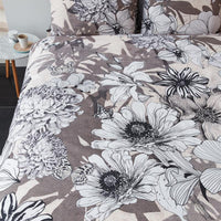 Foto van een Beddinghouse Black Garden Dekbedovertrek - Lits-Jumeaux - 240x200/220 - Naturel ean nummer: 8719931486402