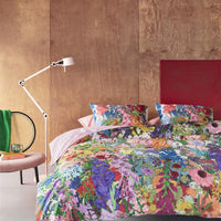 Foto van een Beddinghouse Dutch Design Emberglow Dekbedovertrek - Eenpersoons - 140x200/220 - Multi ean nummer: 8719931695620