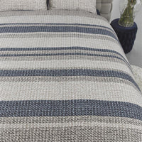 Foto van een Rivièra Maison Rattan Stripes Dekbedovertrek - Eenpersoons - 140x200/220 - Blauw Grijs ean nummer: 8719931780043