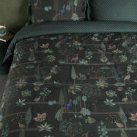 Foto van een Pip Studio Alberi Dekbedovertrek - Eenpersoons - 140x200/220 - Donker Groen ean nummer: 8719931947033