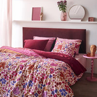 Foto van een Oilily Joyful Tulip Dekbedovertrek - Eenpersoons - 140x200/220 - Multi ean nummer: 8719931955168