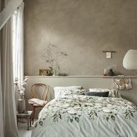 Foto van een Ariadne At Home by Beddinghouse Autumn Blossom Dekbedovertrek - Eenpersoons - 140x200/220 - Licht groen ean nummer: 8719931960254