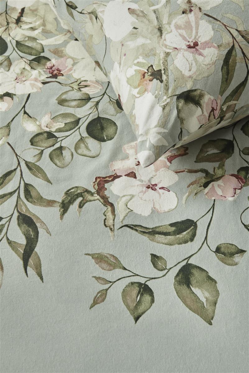 Foto van een Ariadne At Home by Beddinghouse Autumn Blossom Dekbedovertrek - Eenpersoons - 140x200/220 - Licht groen ean nummer: 8719931960254