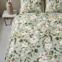 Foto van een Ariadne At Home by Beddinghouse Autumn Blossom Dekbedovertrek - Eenpersoons - 140x200/220 - Licht groen ean nummer: 8719931960254