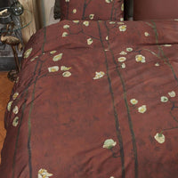 Foto van een Beddinghouse x Van Gogh Plum Blossoms Dekbedovertrek - Eenpersoons - 140x200/220 - Rood ean nummer: 8719931965617
