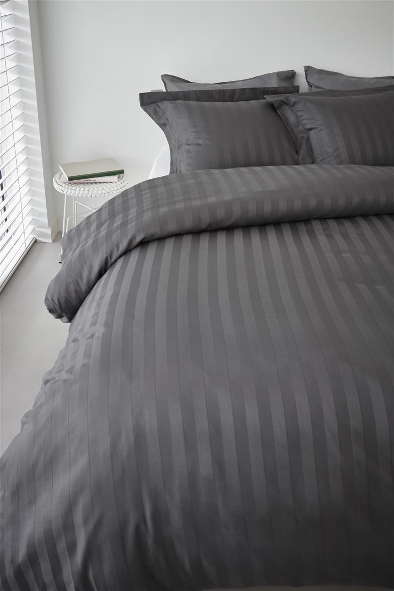 Beddinghouse Shine Anthracite dekbedovertrek grijs NL 1 persoons (140 x 200/220cm)
