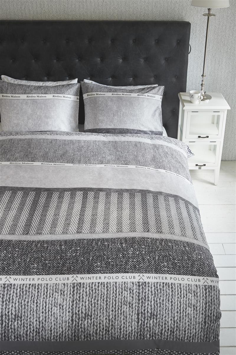 Foto van een Rivièra Maison Winterclub Dekbedovertrek - 140x240+1.60x70 - Grijs ean nummer: 8715769559264