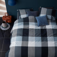 Foto van een Beddinghouse Bruce Dekbedovertrek - Eenpersoons - 140x200/220 - Blauw ean nummer: 8715769851771