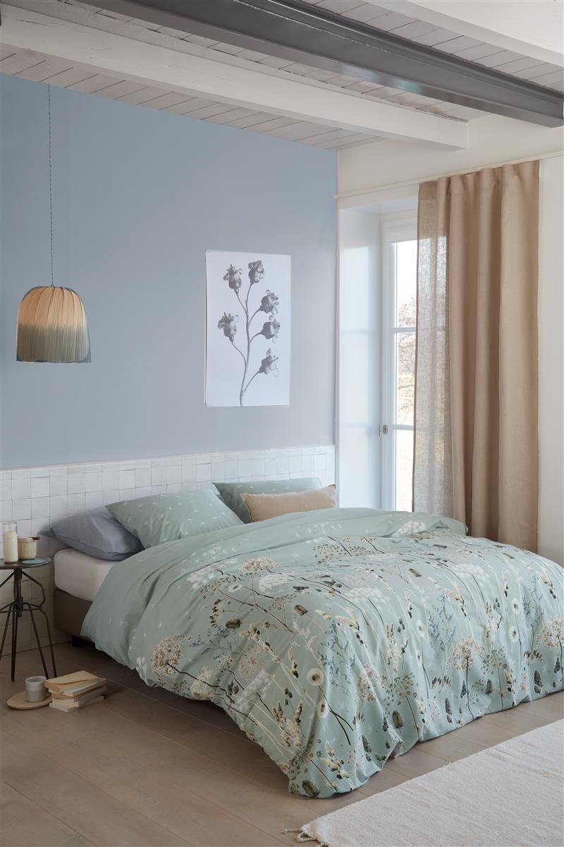 Foto van een Ariadne At Home by Beddinghouse Wind Dekbedovertrek - zonder kussensloop - Eenpersoons - 140x200/220 - Groen ean nummer: 8719931094393