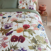 Foto van een Beddinghouse Violeta Dekbedovertrek - Lits-Jumeaux - 240x200/220 - Multi ean nummer: 8719931257200