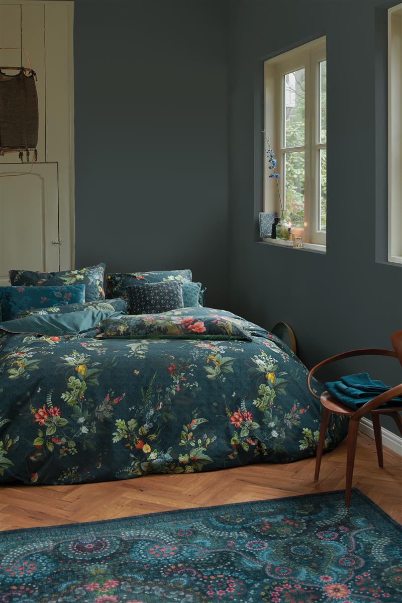Foto van een Pip Studio Fall in Leaf Dekbedovertrek - Lits-Jumeaux - 240x200/220 - Donker Blauw ean nummer: 8719931264383