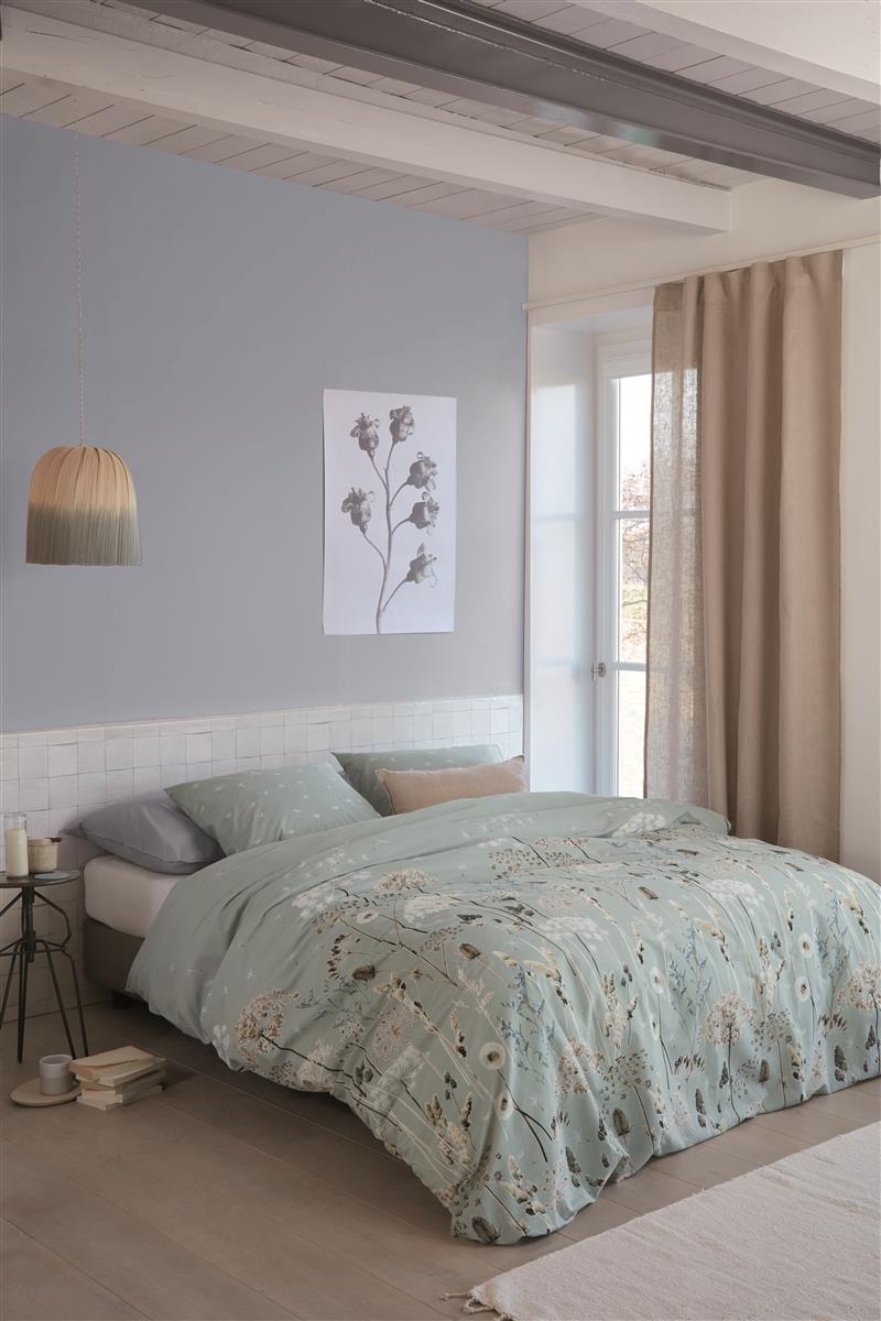 Foto van een Ariadne At Home by Beddinghouse Flowers Dekbedovertrek - Lits-Jumeaux - 240x200/220 - Groen ean nummer: 8719931318918