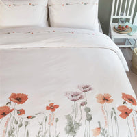 Foto van een Marjolein Bastin Poppies Dekbedovertrek - Tweepersoons - 200x200/220 - Rood ean nummer: 8719931319083