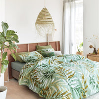 Foto van een Ariadne At Home by Beddinghouse Earthy Dekbedovertrek - Tweepersoons - 200x200/220 - Groen ean nummer: 8719931399283