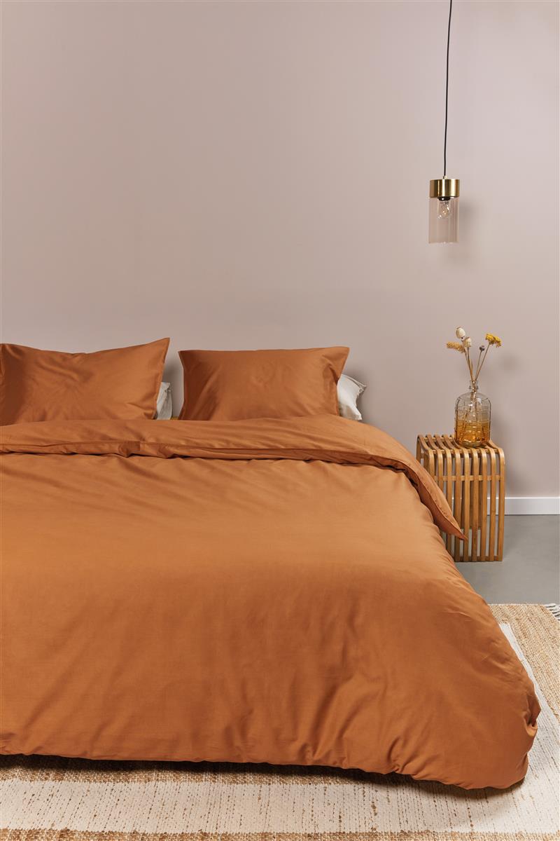 Foto van een Ambiante Cotton Uni Dekbedovertrek - Eenpersoons - 140x200/220 - Oranje ean nummer: 8719931433888