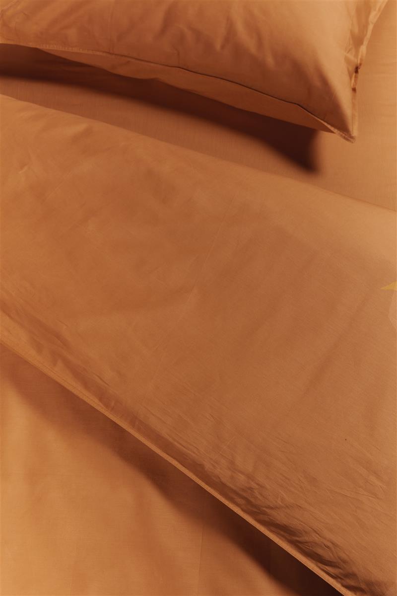 Foto van een Ambiante Cotton Uni Dekbedovertrek - Eenpersoons - 140x200/220 - Oranje ean nummer: 8719931433888