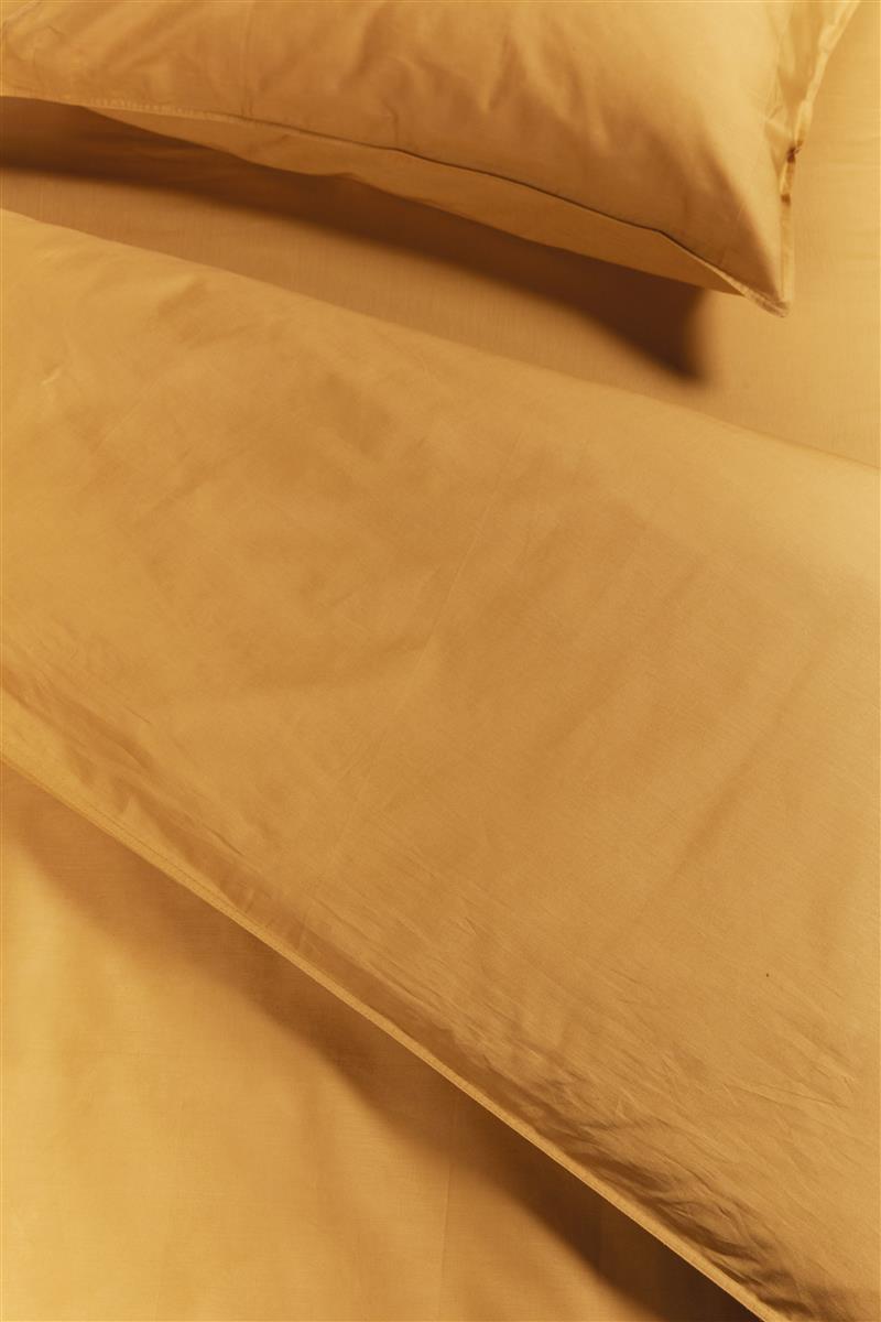 Foto van een Ambiante Cotton Uni Dekbedovertrek - Eenpersoons - 140x200/220 - Oker ean nummer: 8719931433987