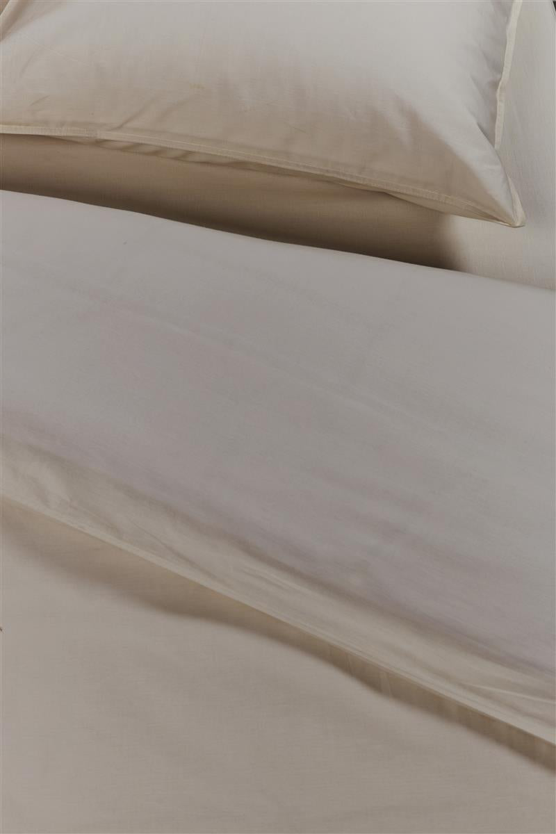 Foto van een Ambiante Cotton Uni Dekbedovertrek - Lits-Jumeaux - 260x200/220 - Taupe ean nummer: 8719931436254