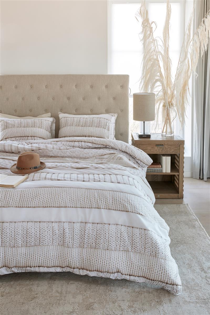 Rivièra Maison Coziness Off-White dekbedovertrek bruin NL 1 persoons (140 x 200/220cm)