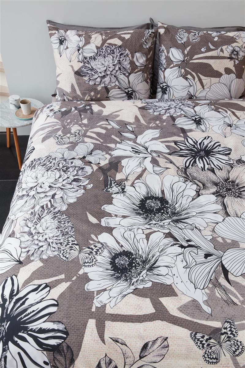 Foto van een Beddinghouse Black Garden Dekbedovertrek - Lits-Jumeaux - 240x200/220 - Naturel ean nummer: 8719931486402