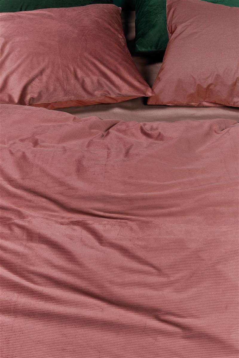 Foto van een At Home by Beddinghouse Cosy Corduroy Dekbedovertrek - Eenpersoons - 140x200/220 - Roze ean nummer: 8719931493066