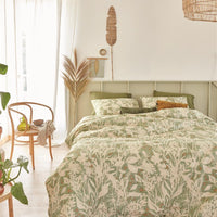 Foto van een Ariadne At Home by Beddinghouse Botanical Dekbedovertrek - Eenpersoons - 140x200/220 - Groen ean nummer: 8719931578770