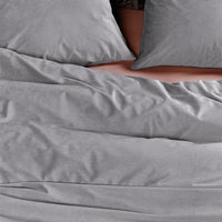 Foto van een At Home by Beddinghouse Cosy Corduroy Dekbedovertrek - zonder kussensloop - Eenpersoons - 140x200/220 - Licht grijs ean nummer: 8719931586546