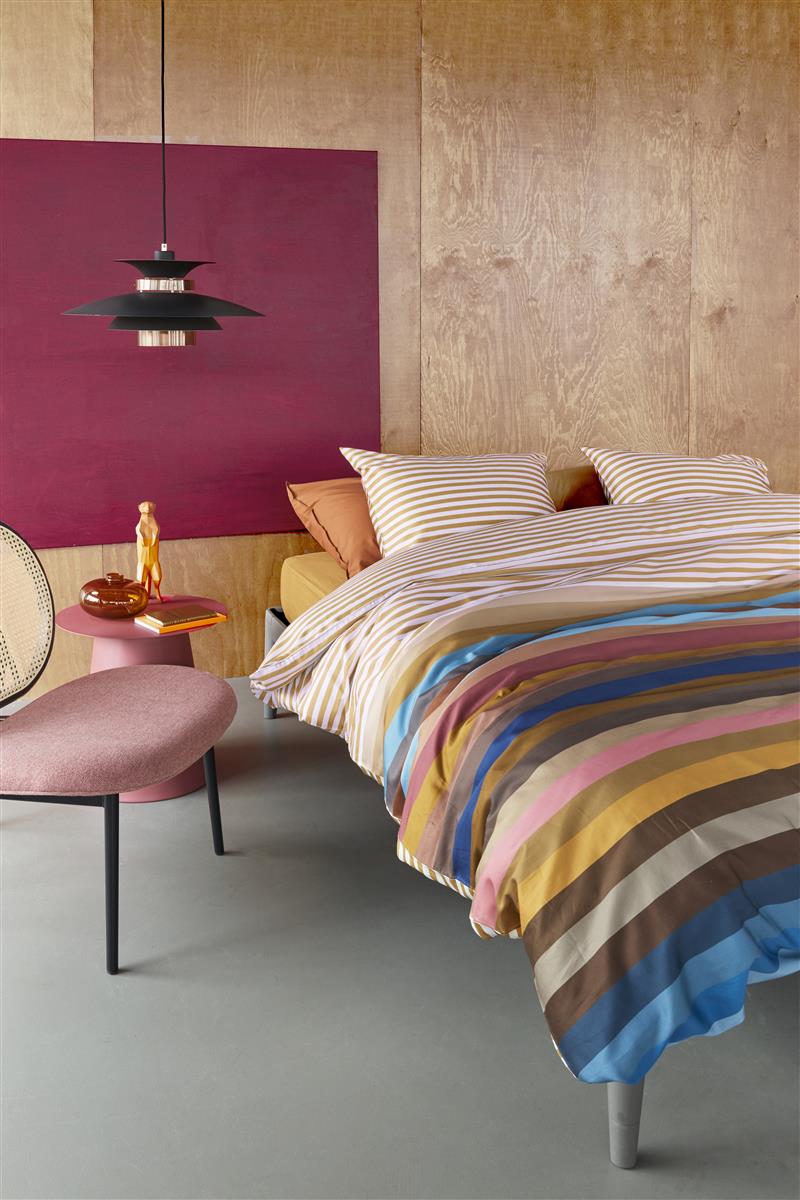 Foto van een Beddinghouse Dutch Design Girona Dekbedovertrek - Eenpersoons - 140x200/220 - Multi ean nummer: 8719931700942
