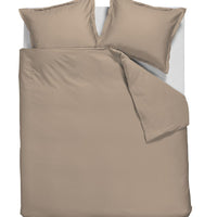 Foto van een Ambiante Satin Uni Dekbedovertrek - Lits-Jumeaux - 240x200/220 - Taupe ean nummer: 8719931751364