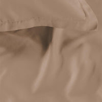 Foto van een Ambiante Satin Uni Dekbedovertrek - Lits-Jumeaux - 240x200/220 - Taupe ean nummer: 8719931751364
