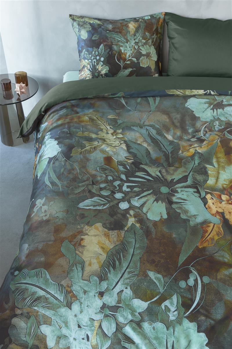 Foto van een Kardol Floral Embrace Dekbedovertrek - Eenpersoons - 140x200/220 - Blauw Groen ean nummer: 8719931957933
