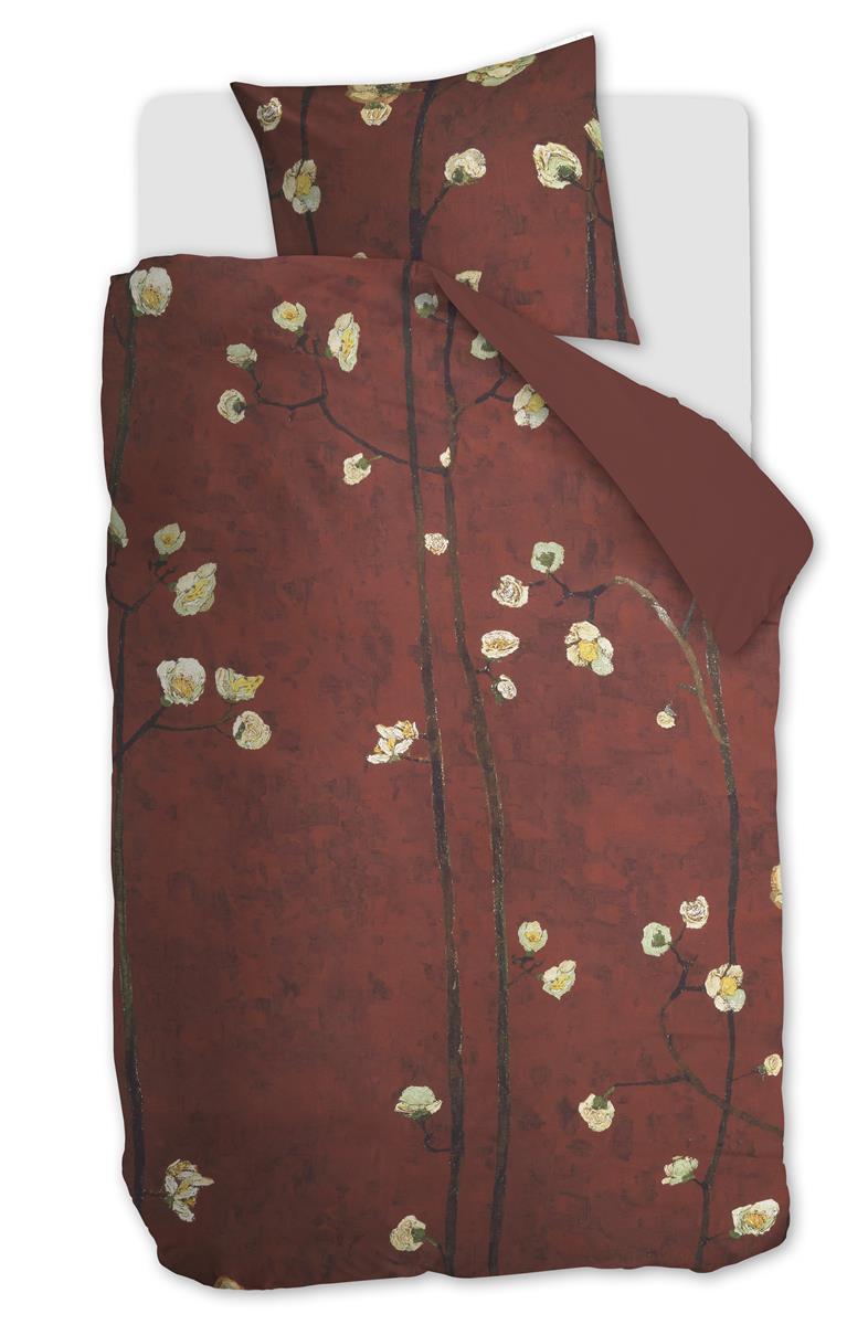 Foto van een Beddinghouse x Van Gogh Plum Blossoms Dekbedovertrek - Eenpersoons - 140x200/220 - Rood ean nummer: 8719931965617