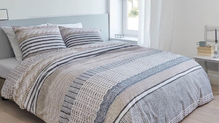 Ariadne at Home Embrace Natural dekbedovertrek blauw zonder kussensloop