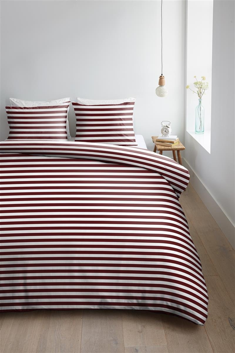 Ambiante Orsin Dark Red dekbedovertrek rood - Circular Dreams